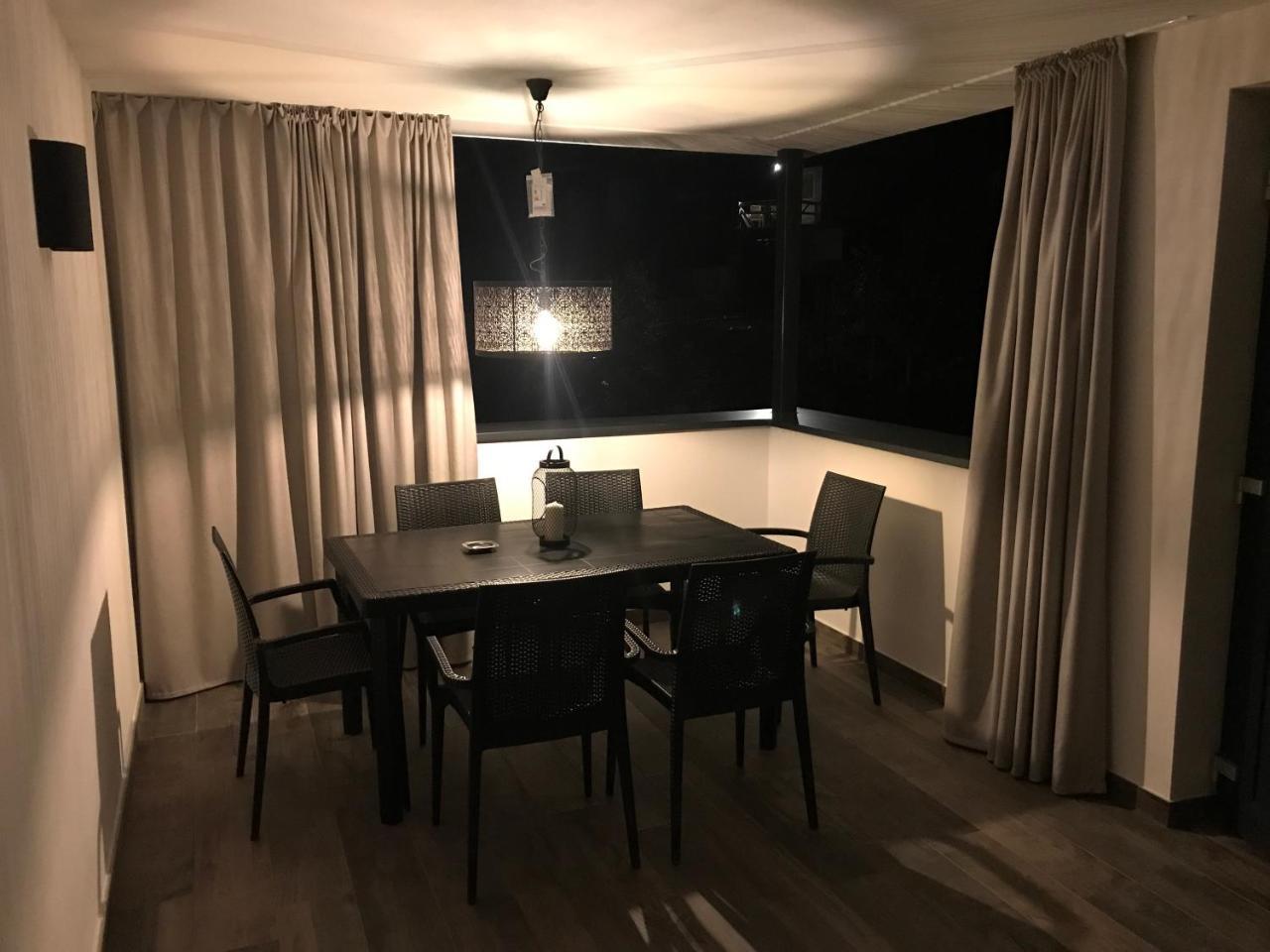 Antonya Apartments Schenna Ngoại thất bức ảnh
